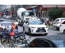 小马智行成为国内      获得出租车经营许可的自